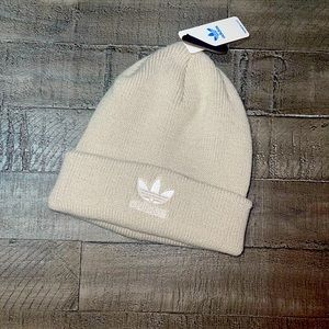NWT Adidas Women’s Trefoil Beanie